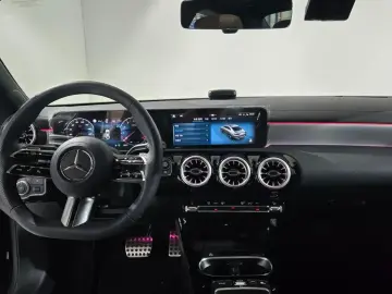 2025 Mercedes-Benz CLA с пробегом 3 773 км
