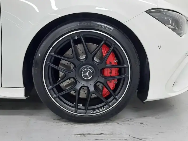2025 Mercedes-Benz CLA с пробегом 15 км