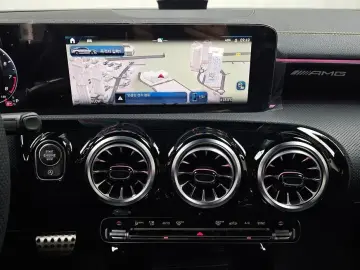2025 Mercedes-Benz CLA с пробегом 2 585 км