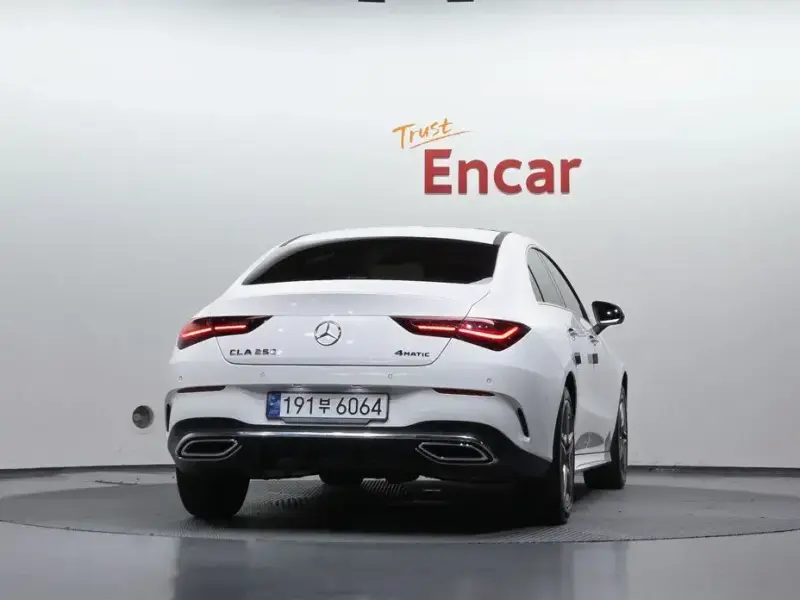2024 Mercedes-Benz CLA с пробегом 33 907 км