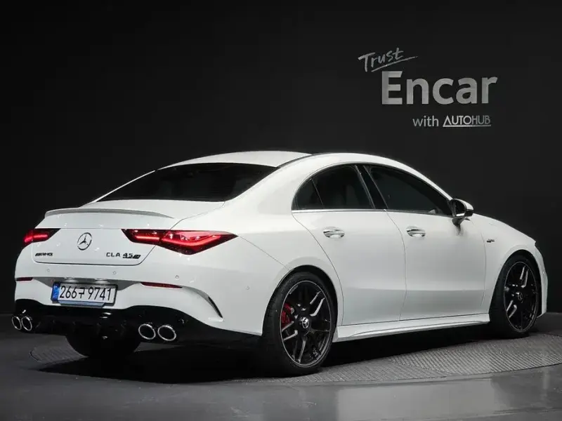 2025 Mercedes-Benz CLA с пробегом 2 585 км