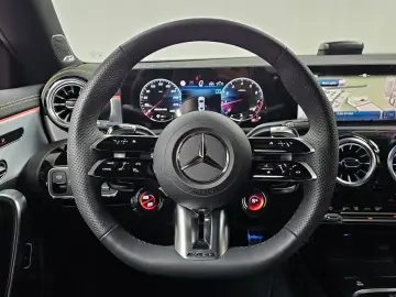 2025 Mercedes-Benz CLA с пробегом 2 585 км