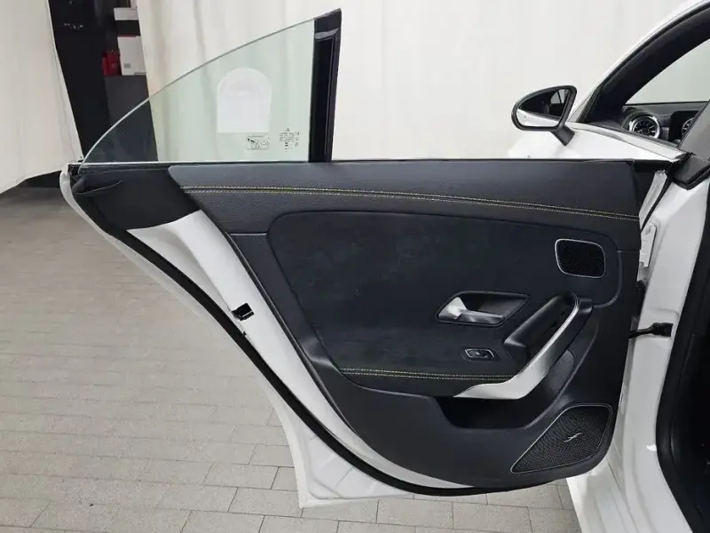2025 Mercedes-Benz CLA с пробегом 2 585 км