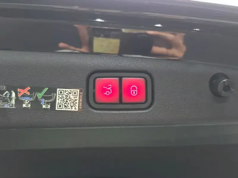 2024 Mercedes-Benz E-Класс с пробегом 67 366 км