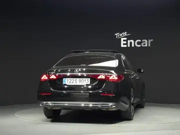2025 Mercedes-Benz E-Класс с пробегом 14 282 км