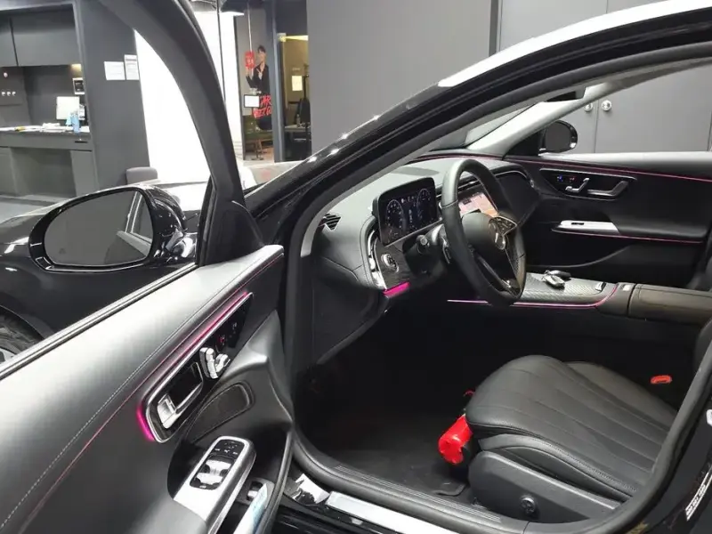 2025 Mercedes-Benz E-Класс с пробегом 14 282 км