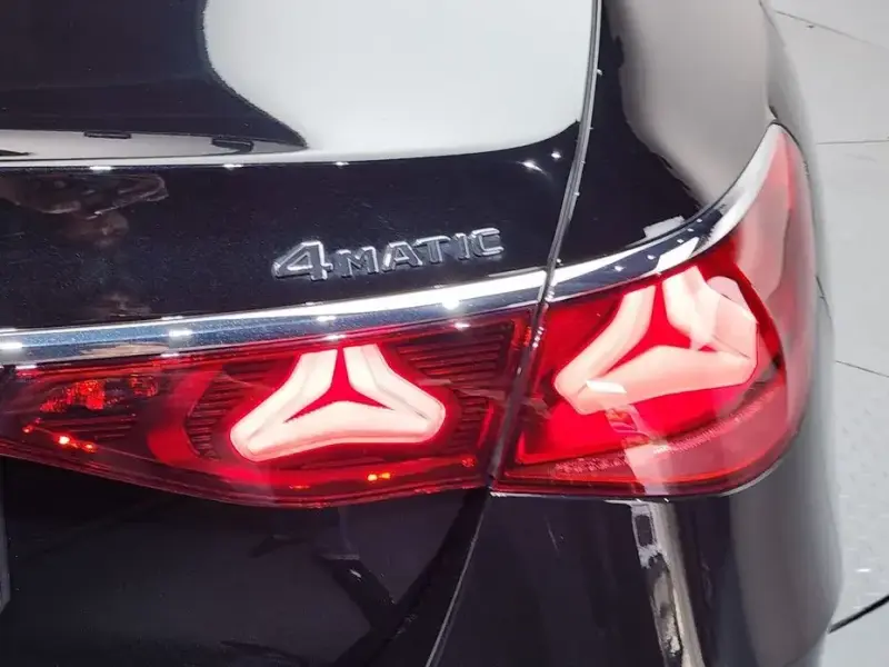 2025 Mercedes-Benz E-Класс с пробегом 23 609 км