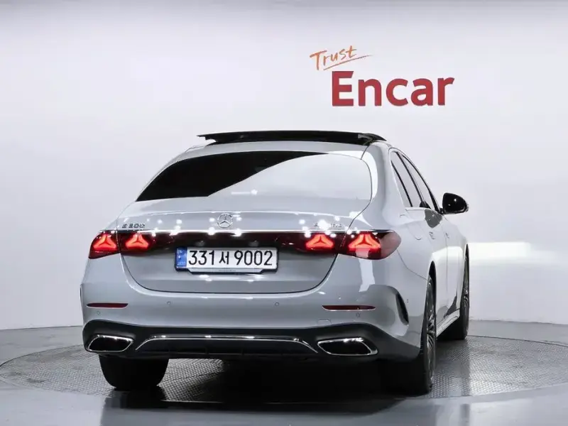 2024 Mercedes-Benz E-Класс с пробегом 46 251 км