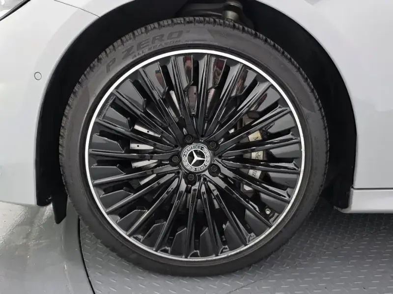 2024 Mercedes-Benz E-Класс с пробегом 46 251 км