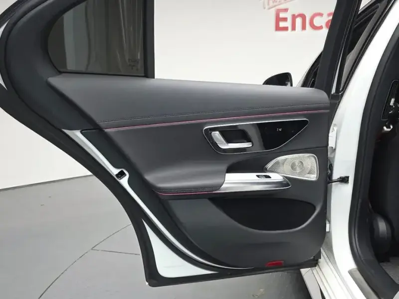 2025 Mercedes-Benz E-Класс с пробегом 11 159 км