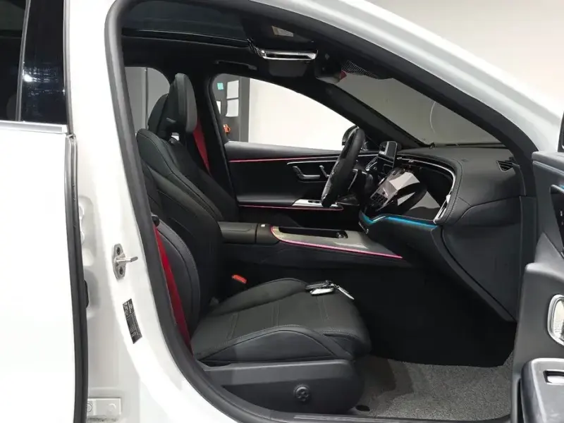 2025 Mercedes-Benz E-Класс с пробегом 11 159 км