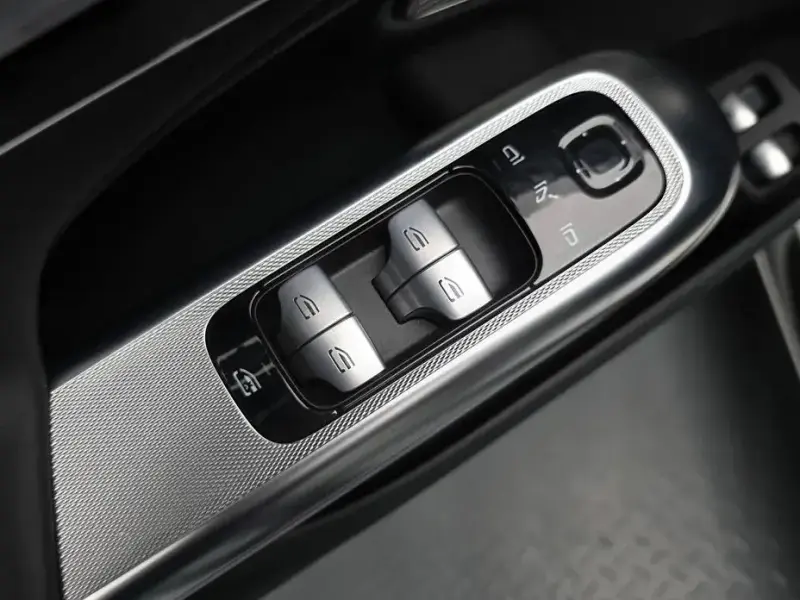 2025 Mercedes-Benz E-Класс с пробегом 11 159 км