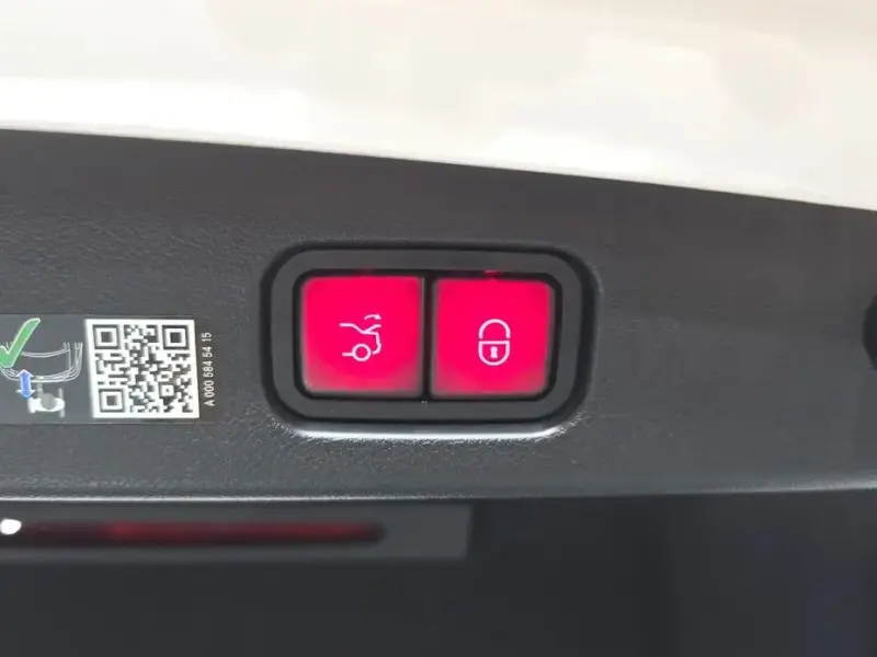 2025 Mercedes-Benz E-Класс с пробегом 11 159 км