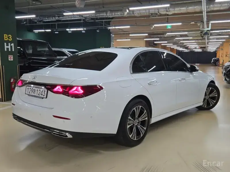 2025 Mercedes-Benz E-Класс с пробегом 16 500 км