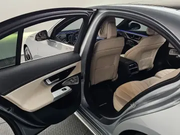 2025 Mercedes-Benz E-Класс с пробегом 771 км