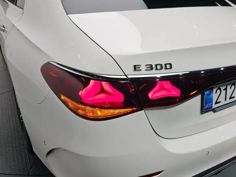 2025 Mercedes-Benz E-Класс с пробегом 16 260 км