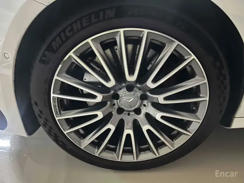 2025 Mercedes-Benz E-Класс с пробегом 14 000 км