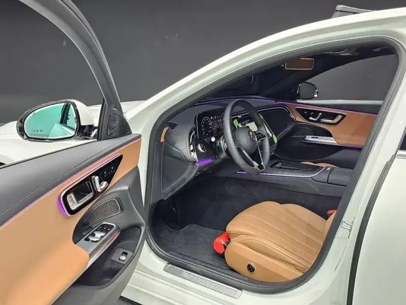 2025 Mercedes-Benz E-Класс с пробегом 8 166 км