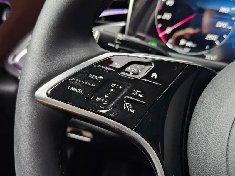 2025 Mercedes-Benz E-Класс с пробегом 8 166 км