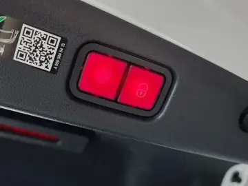 2025 Mercedes-Benz E-Класс с пробегом 8 166 км