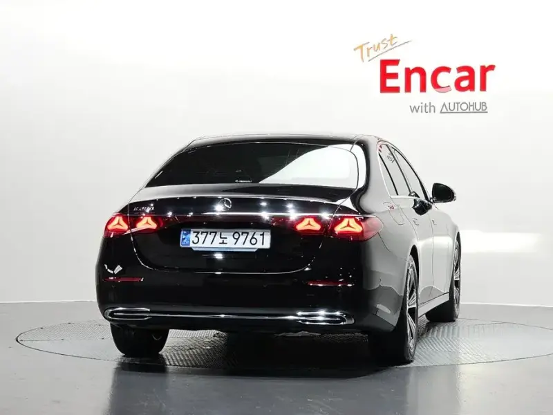 2024 Mercedes-Benz E-Класс с пробегом 51 962 км