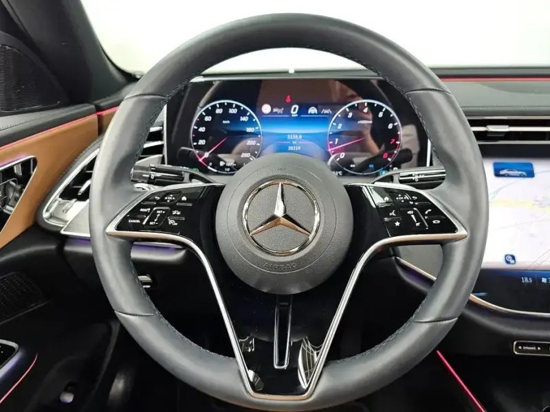 2025 Mercedes-Benz E-Класс с пробегом 20 319 км