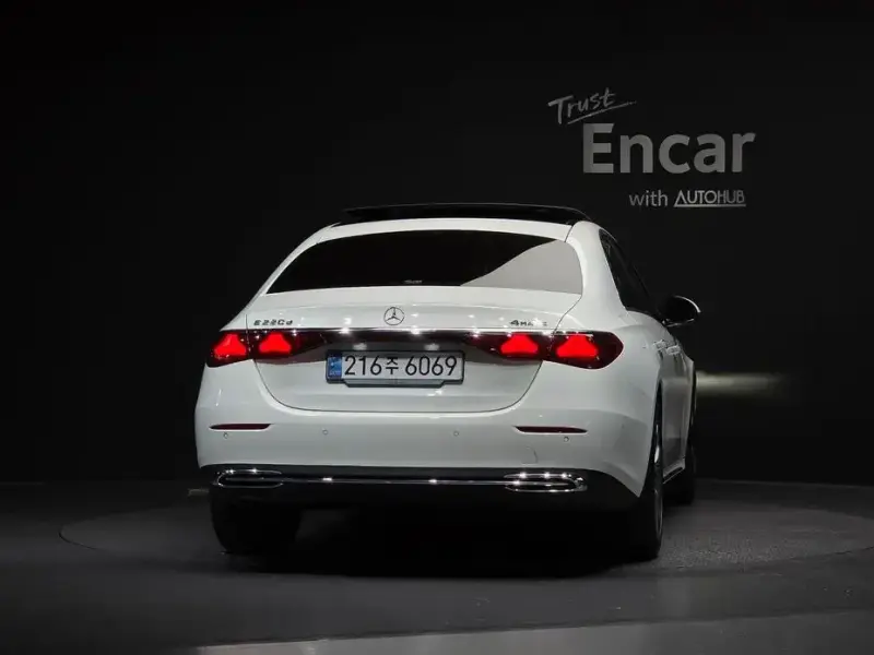 2024 Mercedes-Benz E-Класс с пробегом 25 785 км