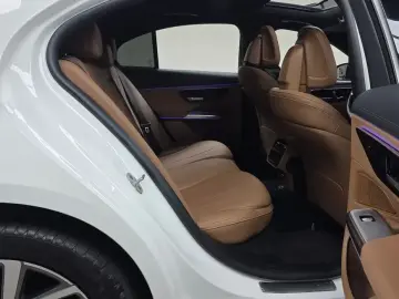 2024 Mercedes-Benz E-Класс с пробегом 25 785 км