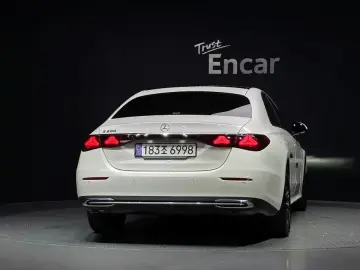 2024 Mercedes-Benz E-Класс с пробегом 24 775 км