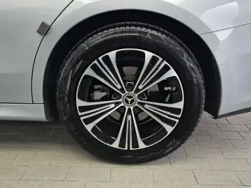 2024 Mercedes-Benz E-Класс с пробегом 33 288 км