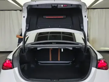2024 Mercedes-Benz E-Класс с пробегом 24 775 км