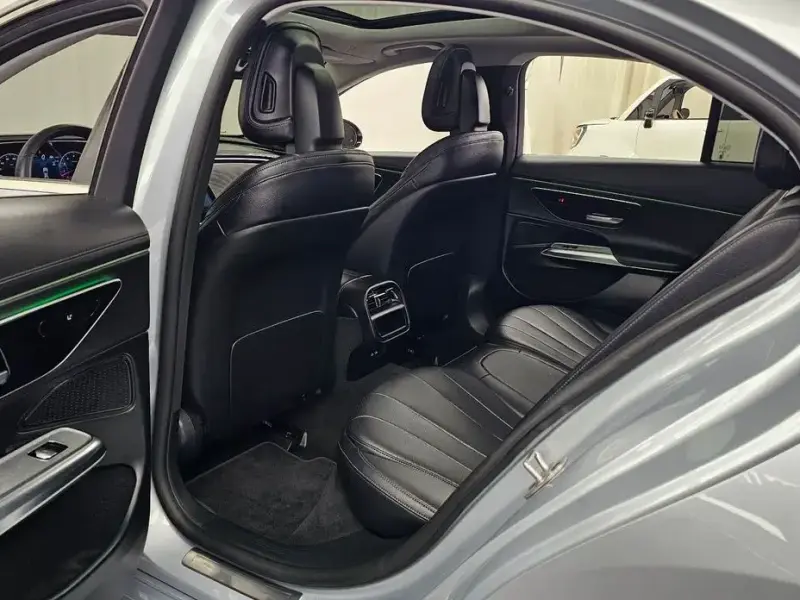2024 Mercedes-Benz E-Класс с пробегом 33 288 км