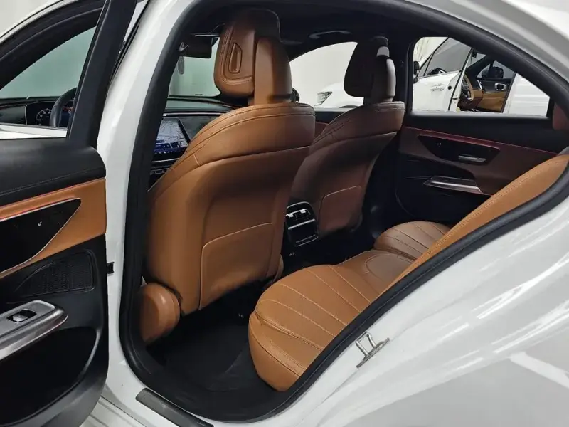 2024 Mercedes-Benz E-Класс с пробегом 24 775 км