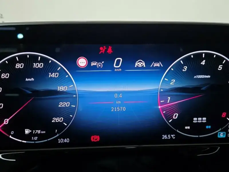 2025 Mercedes-Benz E-Класс с пробегом 21 540 км