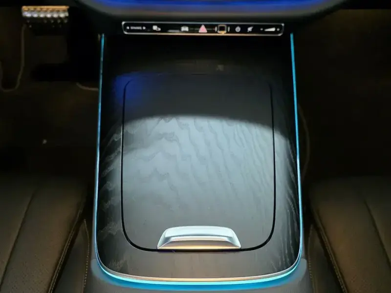 2025 Mercedes-Benz E-Класс с пробегом 21 540 км