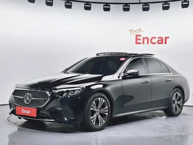 2024 Mercedes-Benz E-Класс с пробегом 27 725 км