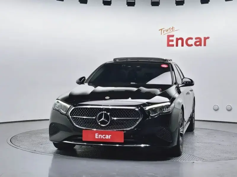 2024 Mercedes-Benz E-Класс с пробегом 27 725 км