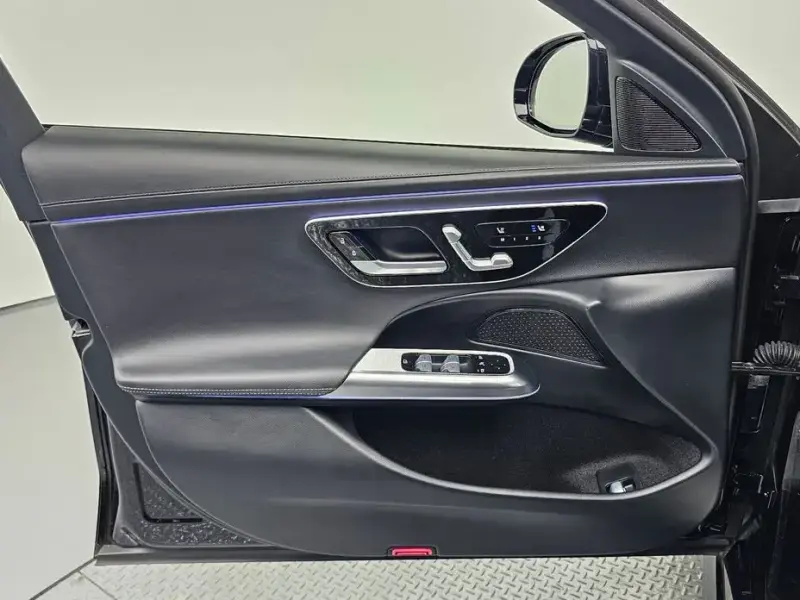 2024 Mercedes-Benz E-Класс с пробегом 27 725 км
