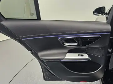 2024 Mercedes-Benz E-Класс с пробегом 27 725 км