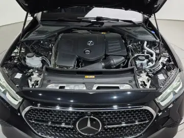 2025 Mercedes-Benz E-Класс с пробегом 3 858 км