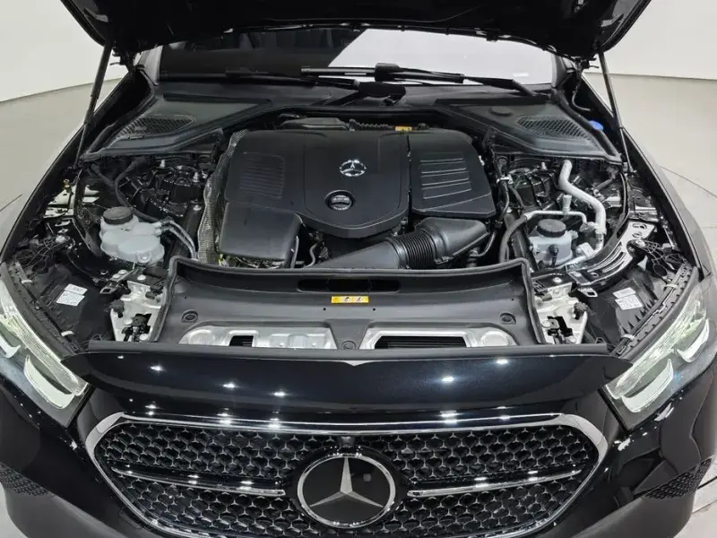 2025 Mercedes-Benz E-Класс с пробегом 3 858 км