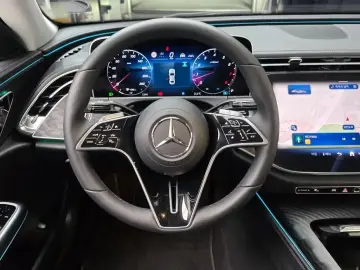 2025 Mercedes-Benz E-Класс с пробегом 3 858 км