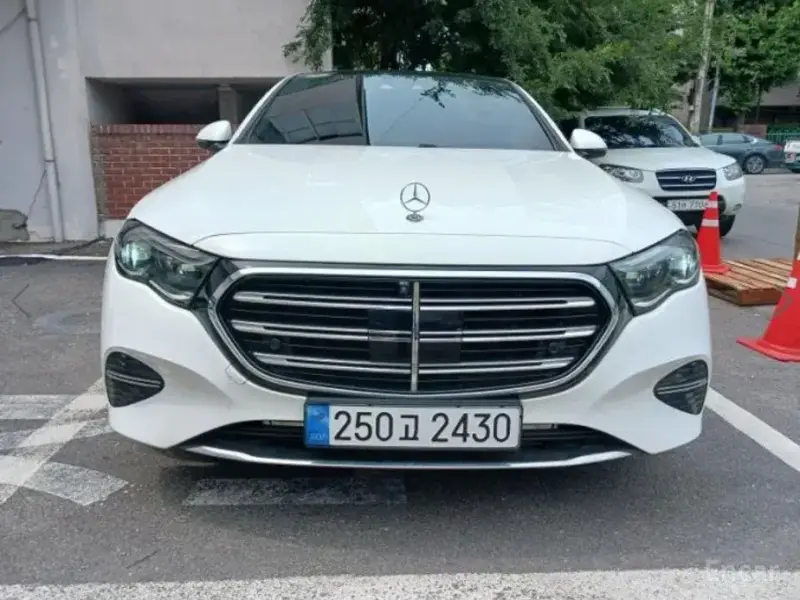 2024 Mercedes-Benz E-Класс с пробегом 18 557 км