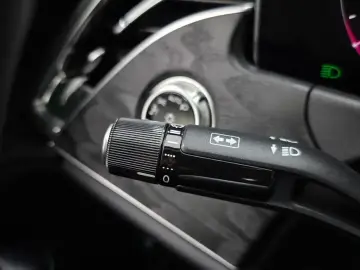 2025 Mercedes-Benz E-Класс с пробегом 3 858 км