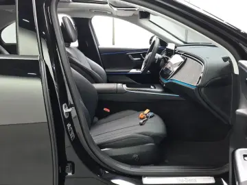 2025 Mercedes-Benz E-Класс с пробегом 3 858 км