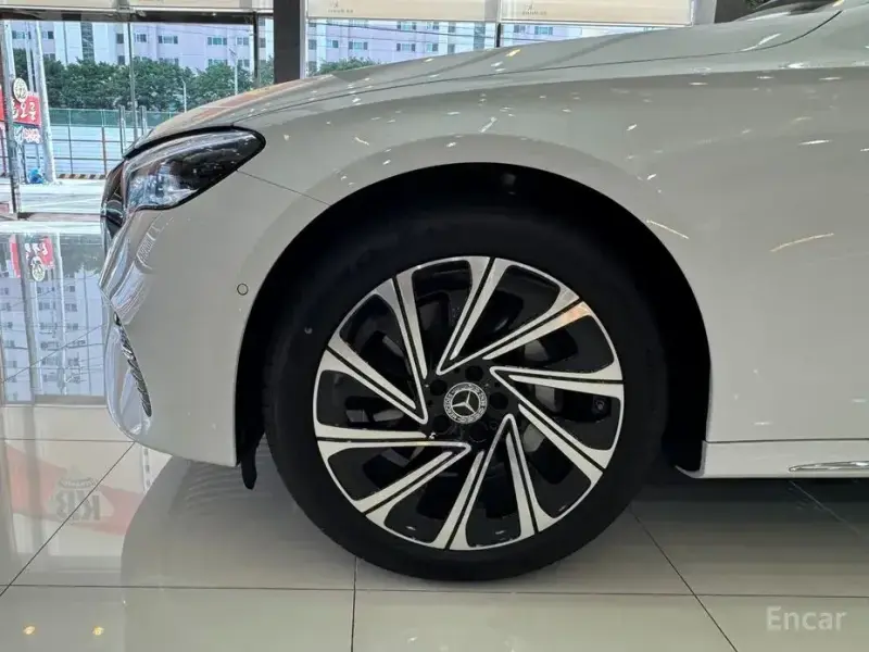2026 Mercedes-Benz E-Класс с пробегом 1 040 км