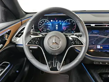 2025 Mercedes-Benz E-Класс с пробегом 24 543 км