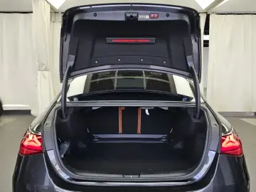 2025 Mercedes-Benz E-Класс с пробегом 24 543 км