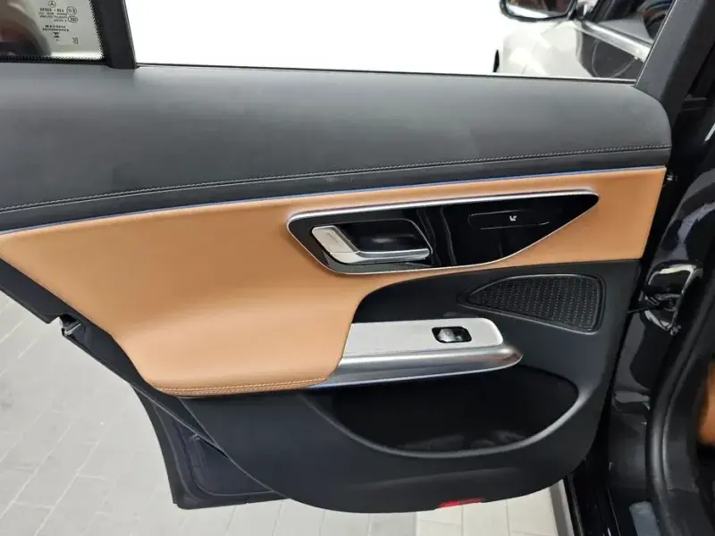 2025 Mercedes-Benz E-Класс с пробегом 24 543 км