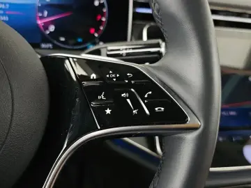 2025 Mercedes-Benz E-Класс с пробегом 24 543 км